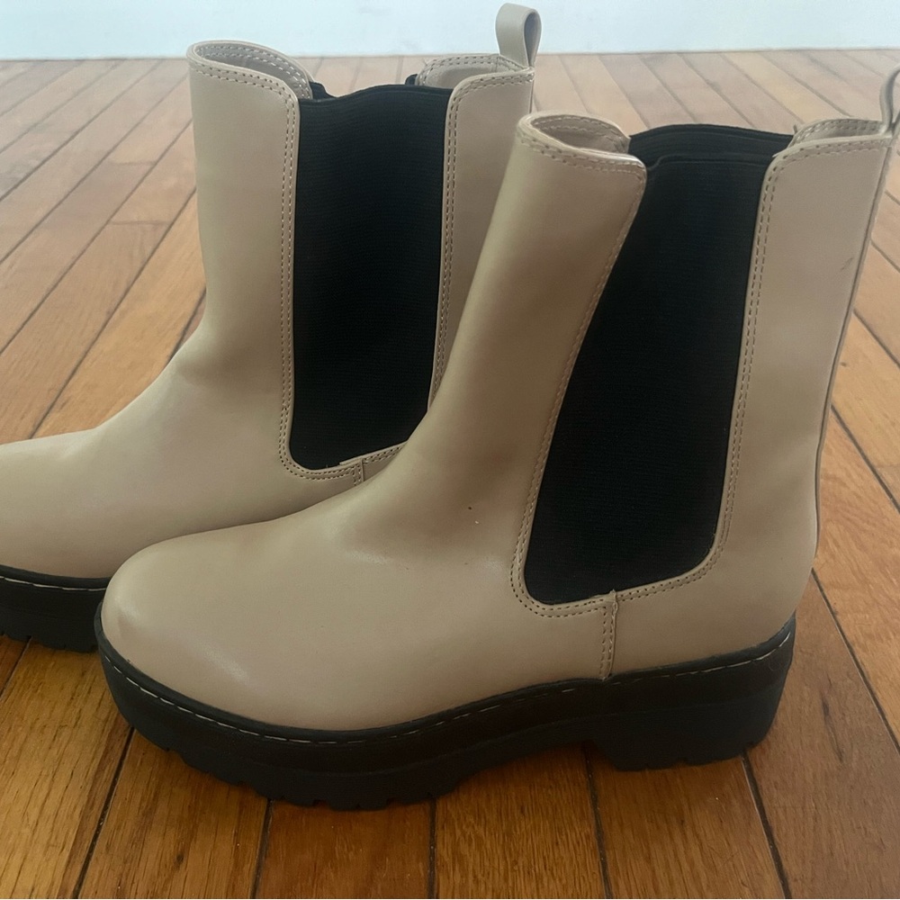 Women's Cream Chelsea Platform Booties with Black Elastic Panels